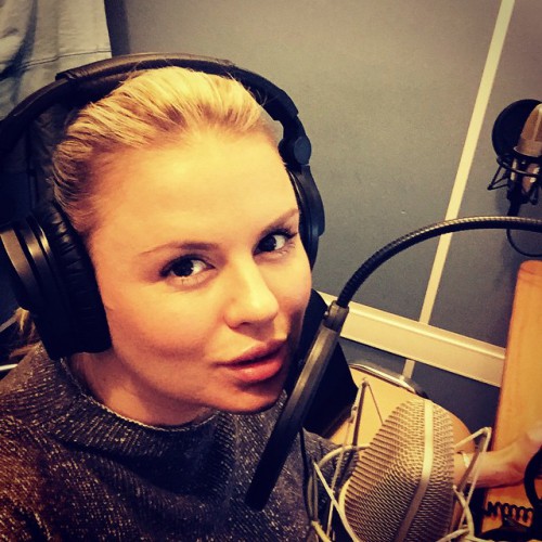 Анна Семенович порадовала поклонников необычным снимком