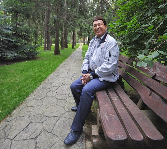 В 2012-ми российский исполнитель Иосиф Кобзон отметил 75-летний юбилей