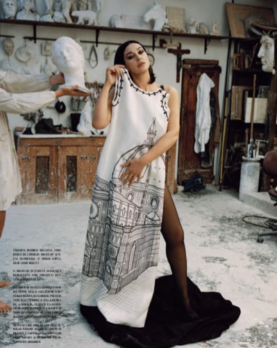 Моника Беллуччи позировала для итальянского Vogue