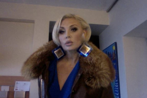 Светлана Вольнова пожаловалась на квартирных мошенников