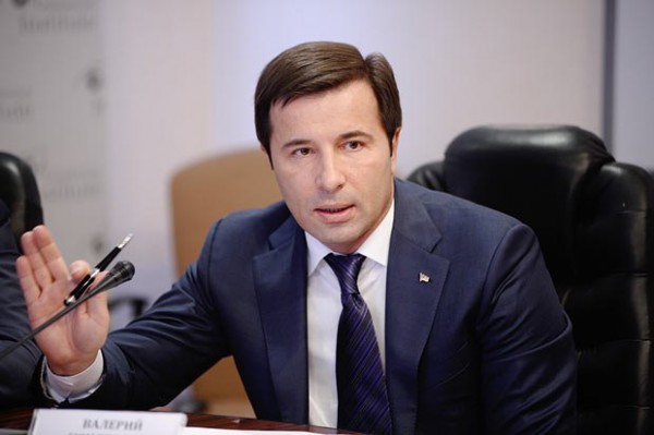 Валерий Коновалюк – украинский политический деятель. Депутат Верховной Рады Украины, член Партии регионов.