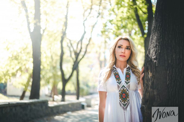 Ольга Сумская приняла участие в спецпроекте Ivona Звезды – за МИР