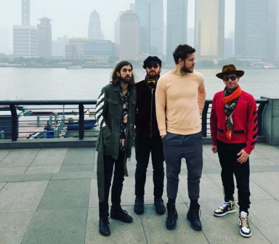 Imagine Dragons в Киеве: артист на разогреве