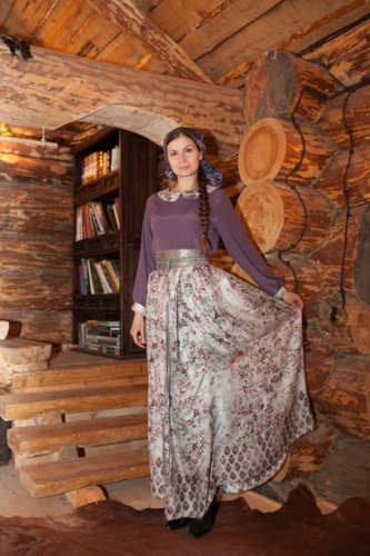 Коллекция ватников и платьев для женщин “Новороссии“ от Алены Стерлиговой