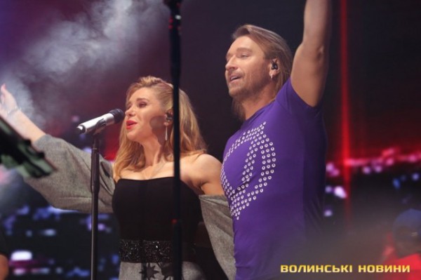 Олег Винник показал свою жену