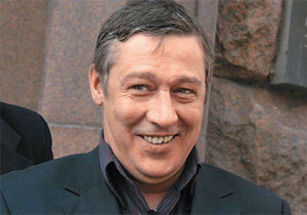 СМИ: Михаил Ефремов станет новым ведущим Жди меня