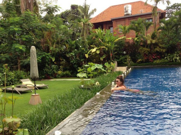 Жанна Бадоева на отдыхе