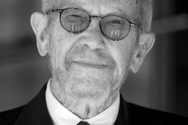 Леонард скончался в возрасте 87 лет