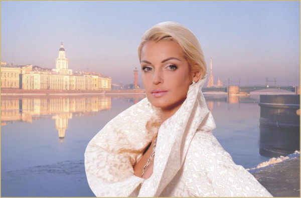 Волочкова улетела в теплые края