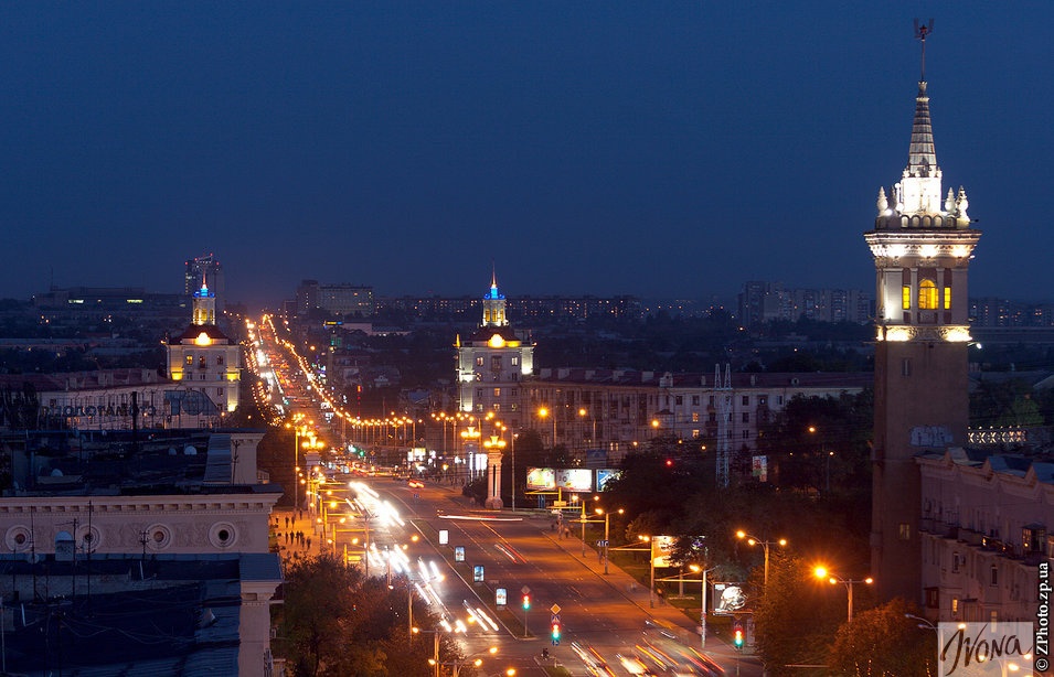 Ночной проспект Ленина