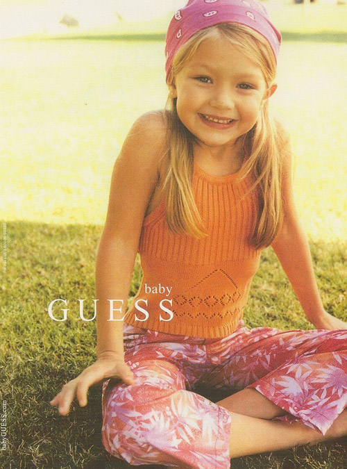 Для рекламной кампании Baby Guess.