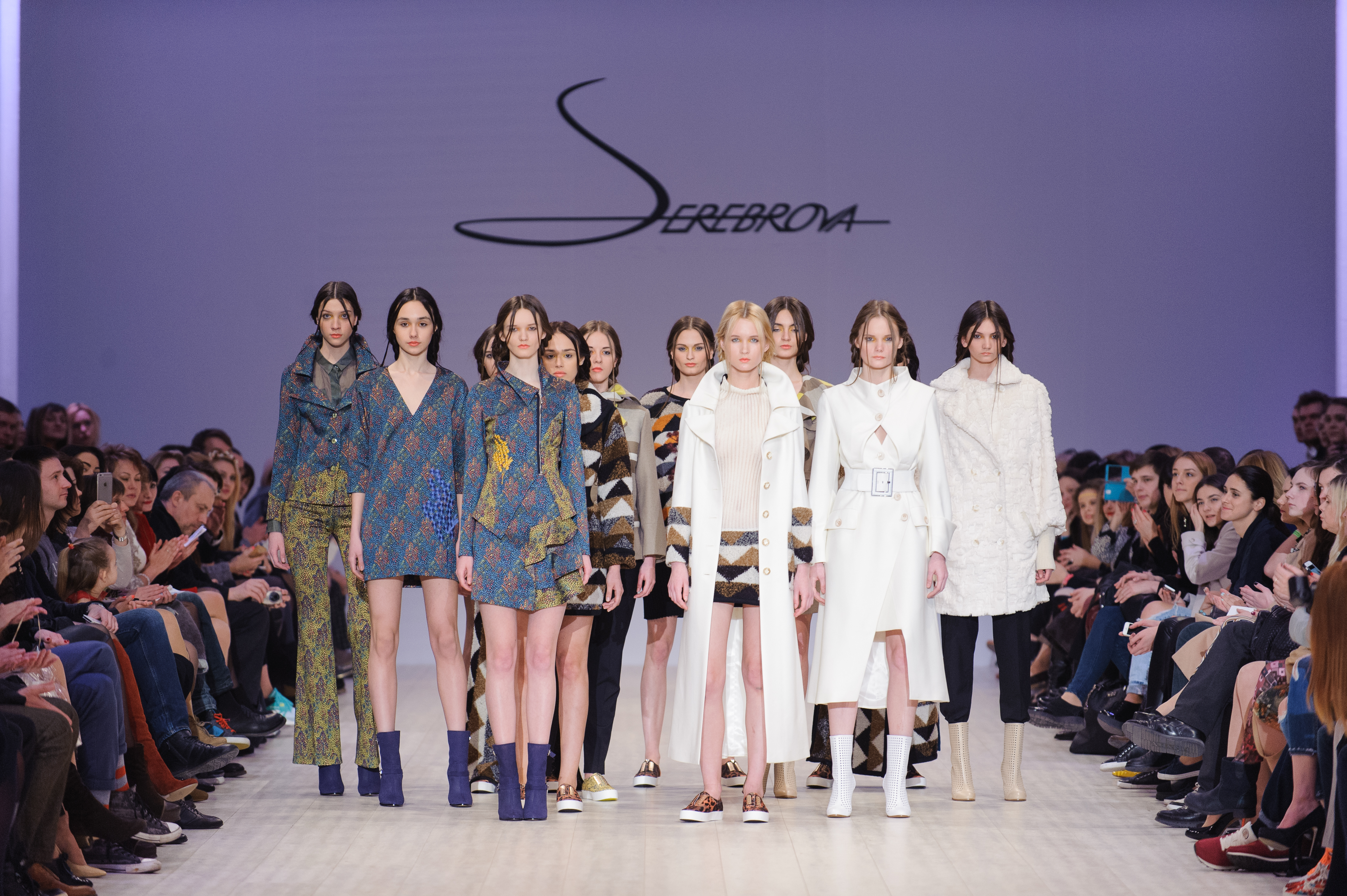 Женственная коллекция от SEREBROVA: Вышивка и принты