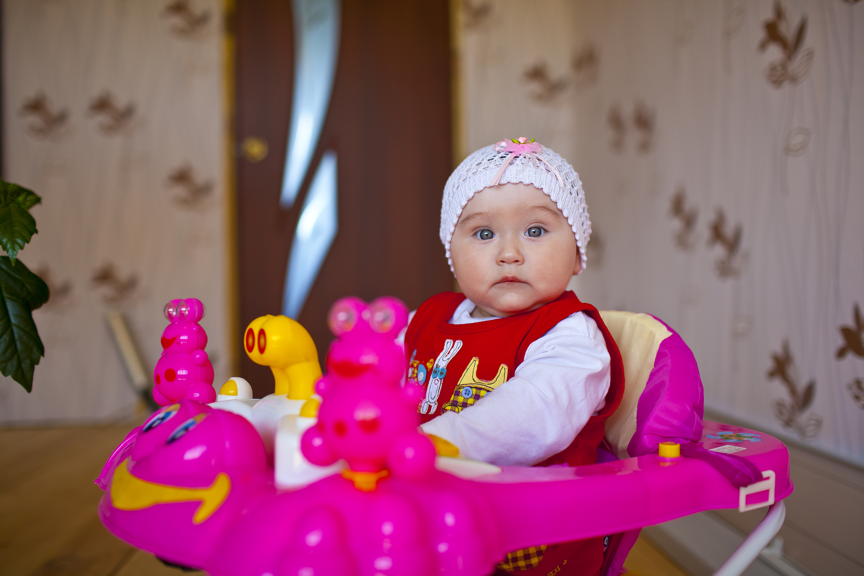 Нужны ли ходунки для малыша