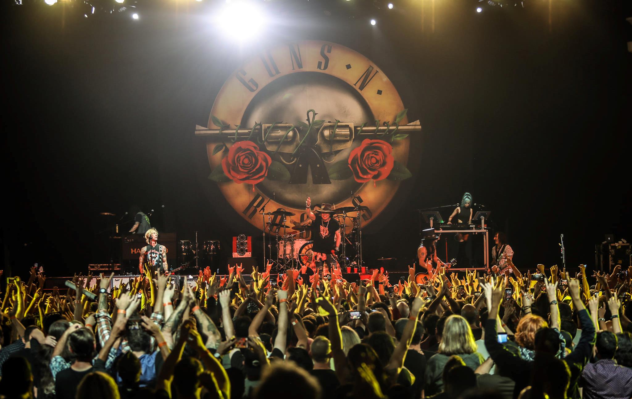 Клип Guns N&rsquo;Roses, вышедший в 1980-х, побил рекорд по просмотрам в Сети