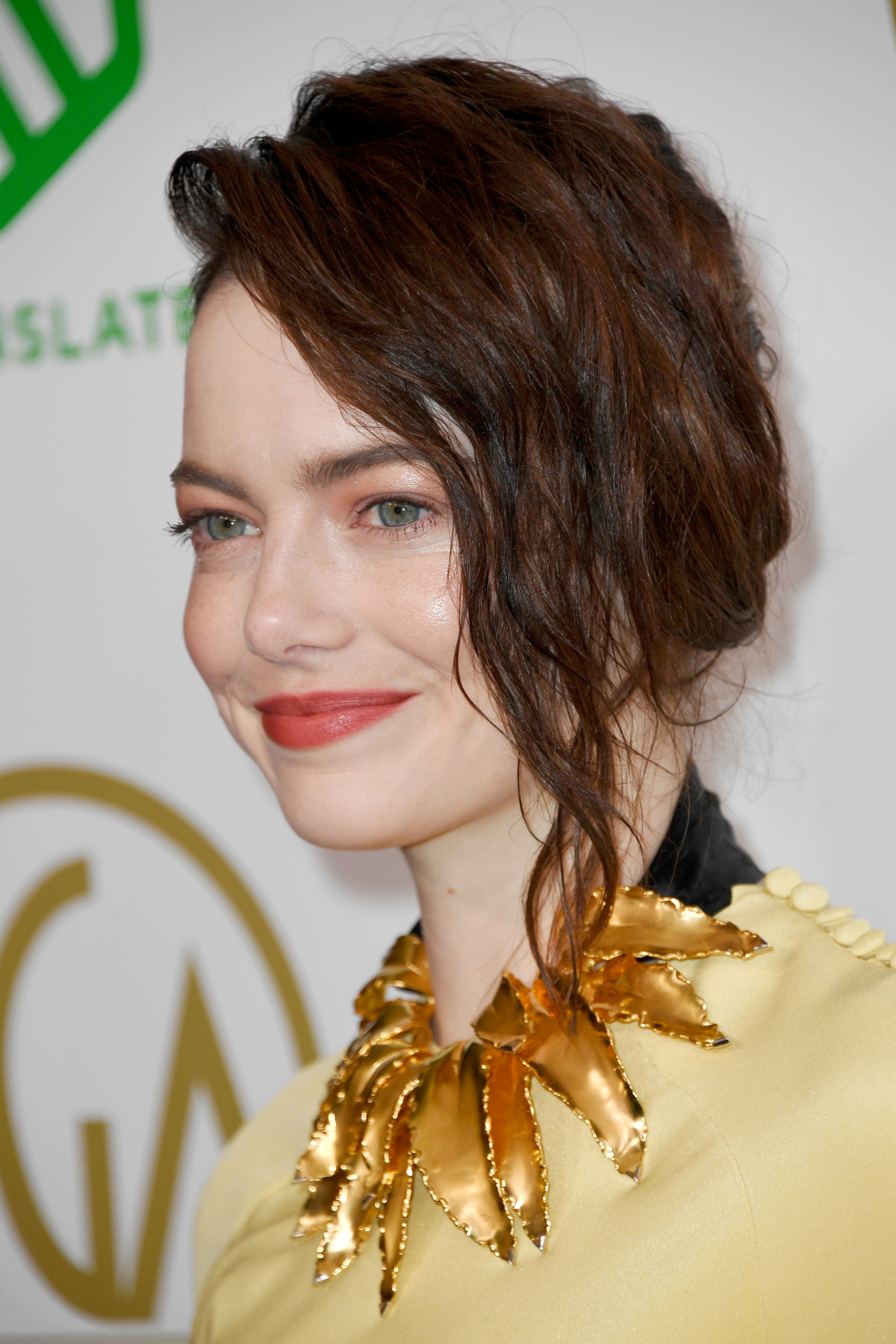 Декольте и блестки: ТОП-5 нарядов звезд на красной дорожке Producers Guild Awards 2019