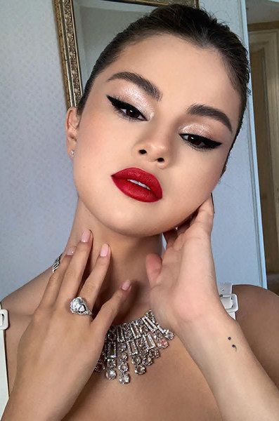Селена Гомес