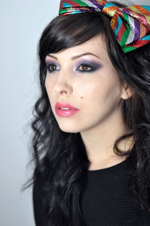 Smoky eyes может быть не только в темных тонах