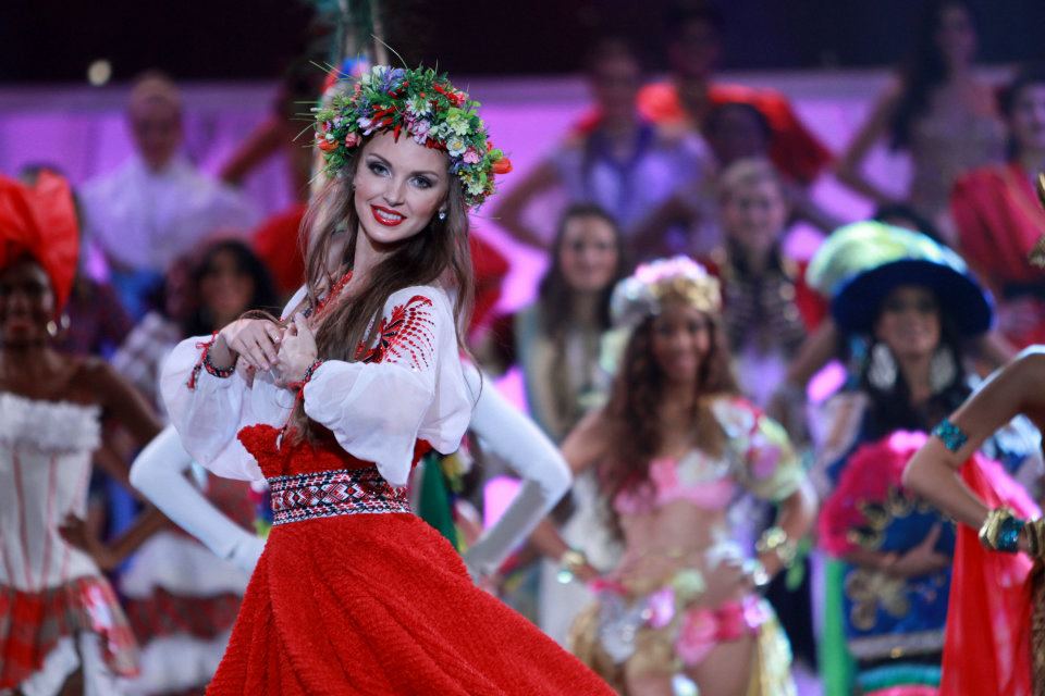 Представлення для дівчат на конкурс міс Представлення для дівчат на конкурс міс