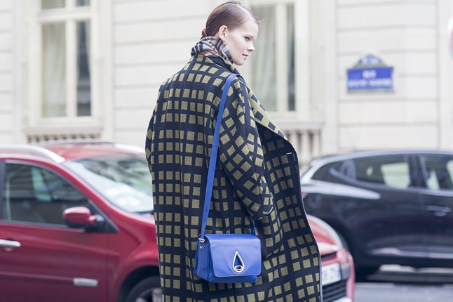 Street style: 10 ярких зимних образов из Парижа