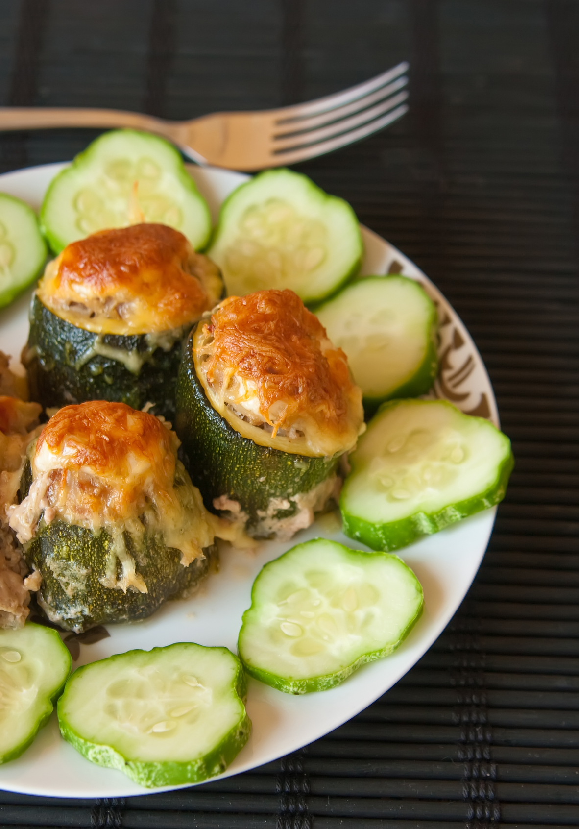 Рецепт салата с курицей ананасом и орехами