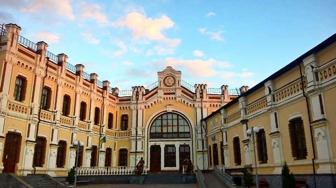ТОП-5 самых красивых и архитектурных вокзалов Украины