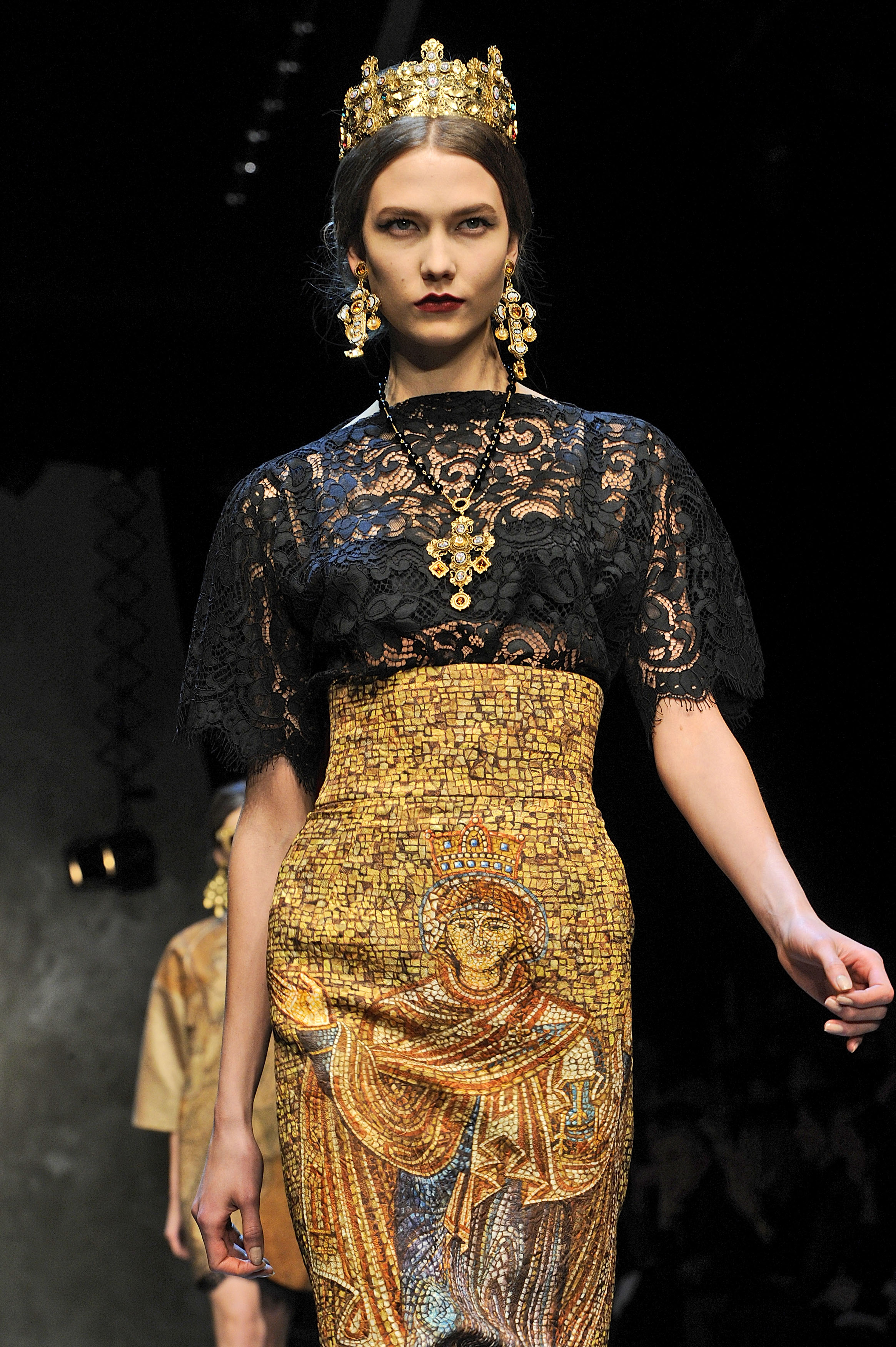 Бренд Dolce & Gabbana в этом году решил провести свой показ вне программы