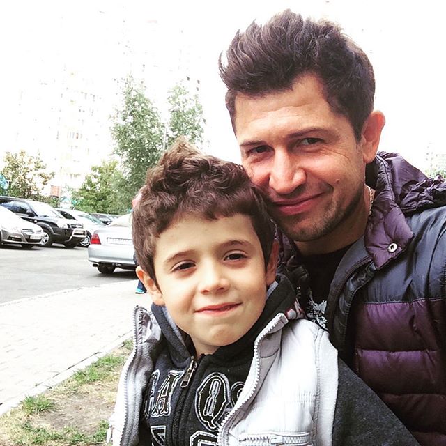 Андрей со своим сыном