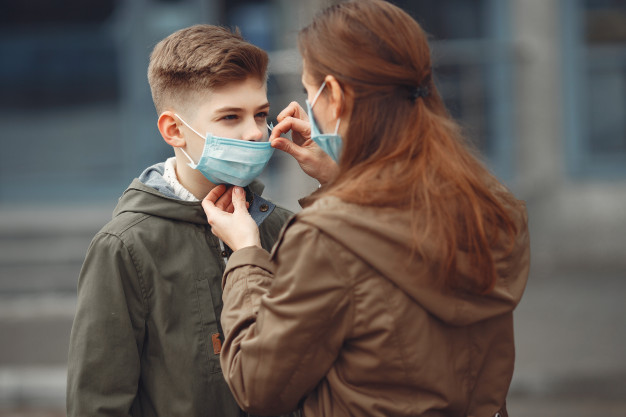 Как погода влияет на COVID-19 и чего ждать от нынешней зимы