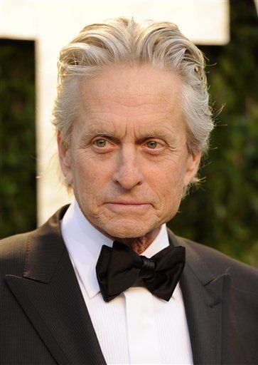 Majkl Duglas Michael Douglas Dose Na Zvezd I Znamenitostej Biografiya Zvezd Filmografiya I Diskografiya Dose Shou Biz Ivona Bigmir Net Ivona Bigmir Net