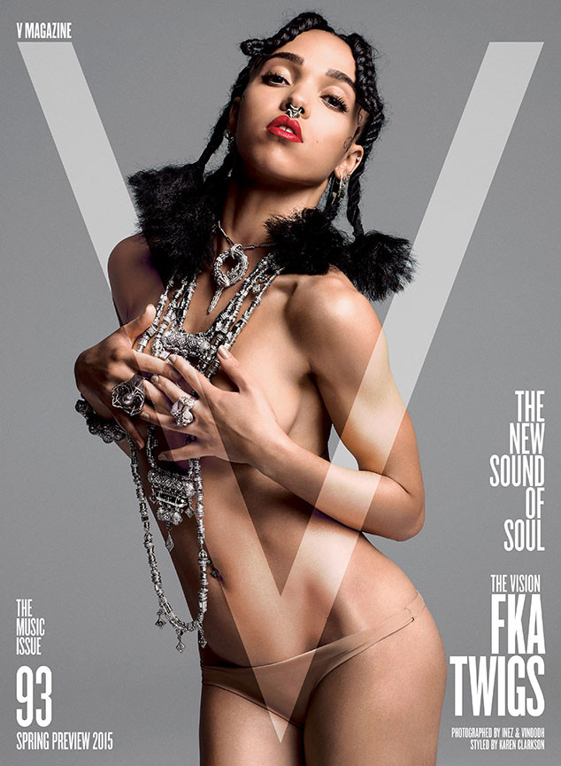 Певица FKA Twigs обнажилась для обложки журнала V Magazine