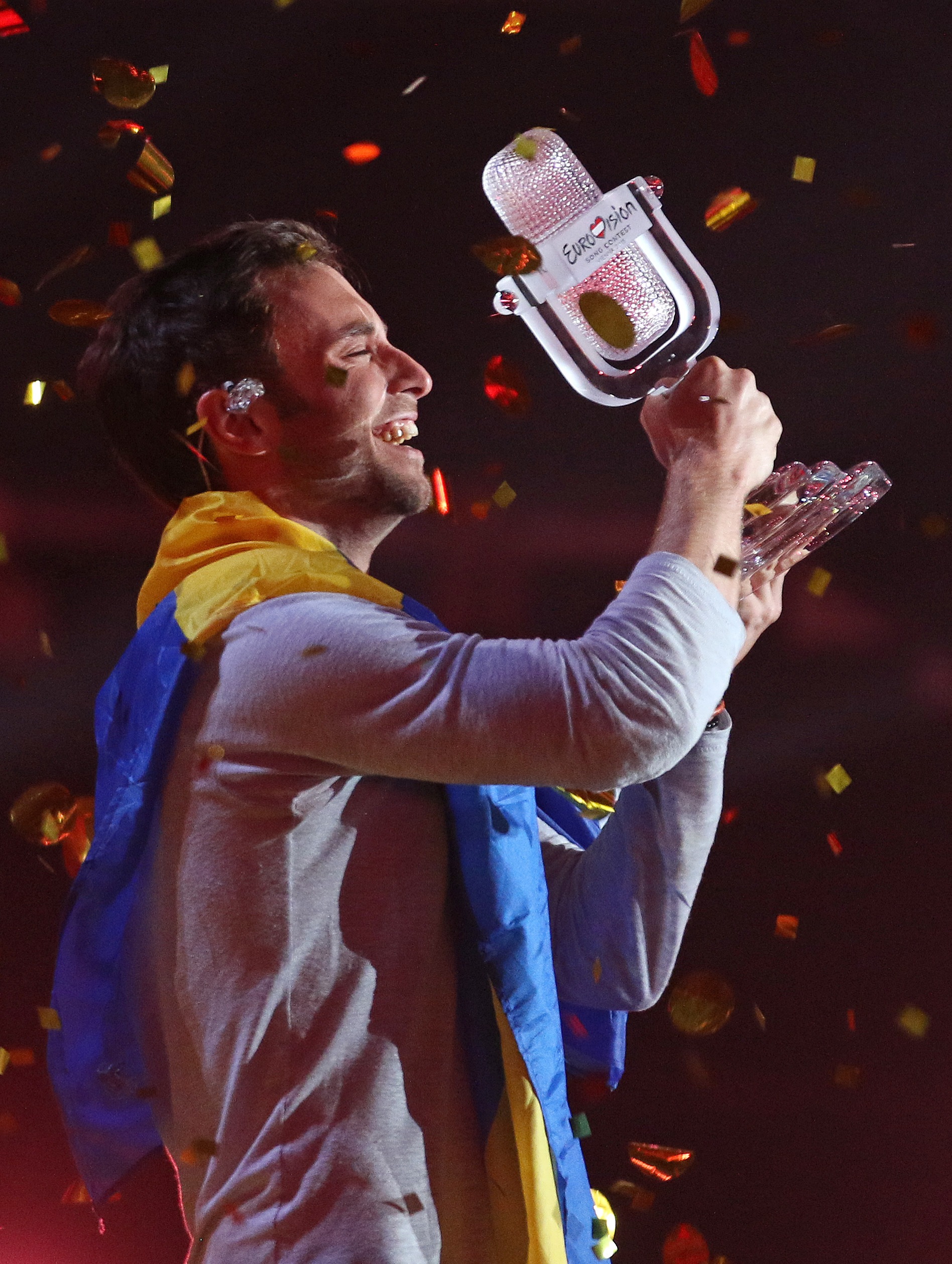 Финал Евровидения 2015: Победитель – Монс Зелемерлев (Швеция)