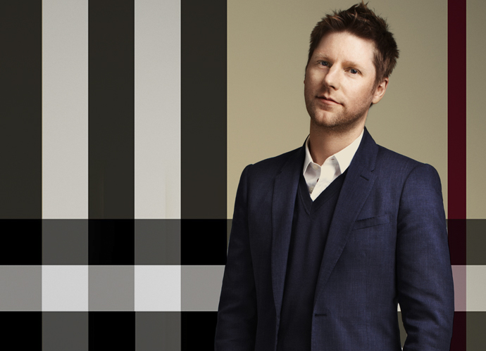 Стало известно, сколько зарабатывает креативный директор Burberry