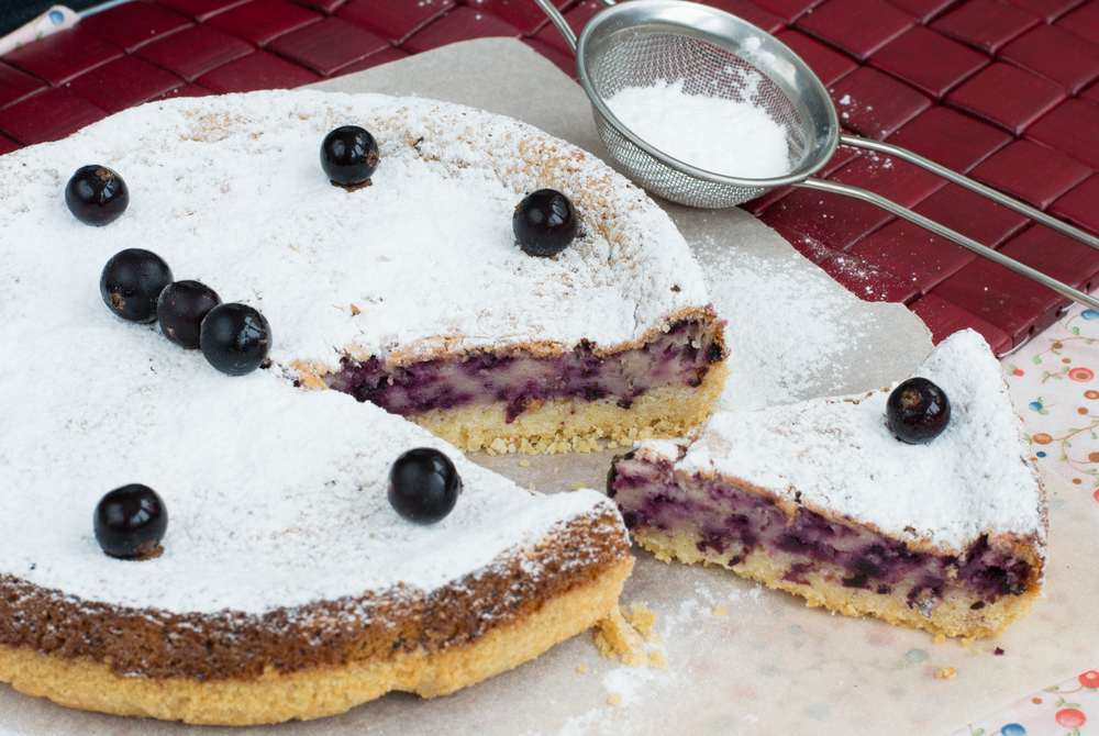 Пирог с творогом и черной смородиной Рецепты. Кулинарные