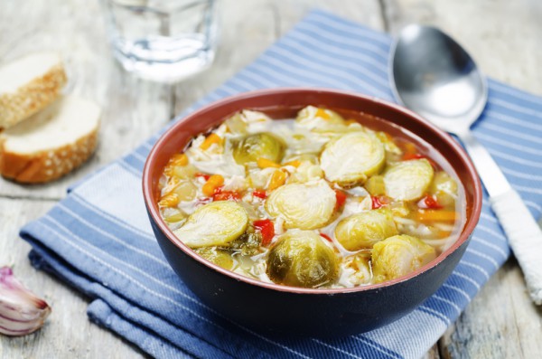 Овощной суп с брюссельской капустой и курицей Овощной суп с брюссельской капустой и курицей