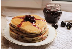 Подавай оладьи с вишневым вареньем Подавай оладьи с вишневым вареньем
