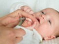 Как подстригать младенцу ногти
