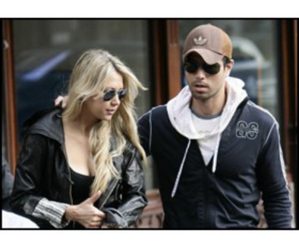 Курникова и Иглесиас ждут первенца Звезды и знаменитости