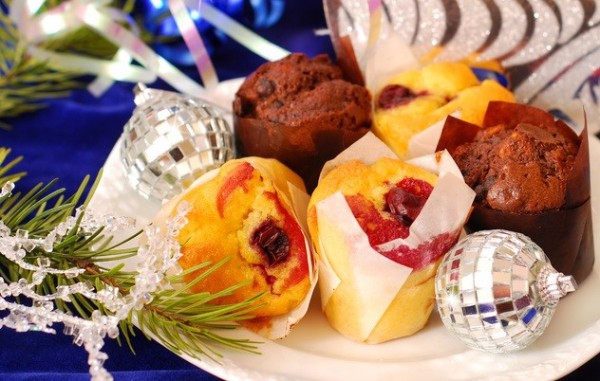 Рецепт 
                Новогодние кексы с вишней и ванилью
            