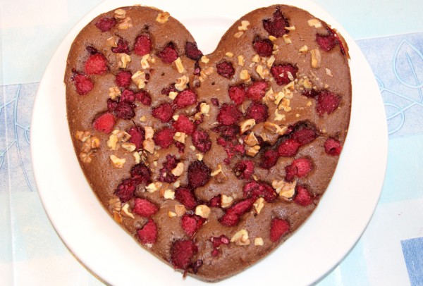 Рецепт 
                Шоколадный пирог с малиной на День Валентина
            