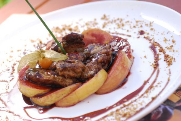 Рецепт 
                Салат из куриной печени с яблоками
            