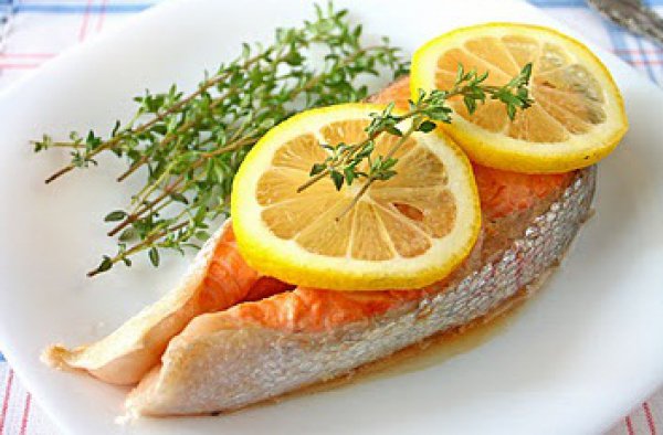 Рецепт 
                Жареные рыбные стейки с лимоном
            