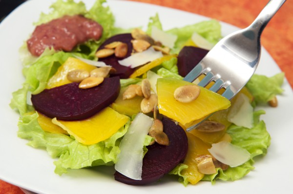 Рецепт 
                Осенний салат из свеклы и тыквы
            