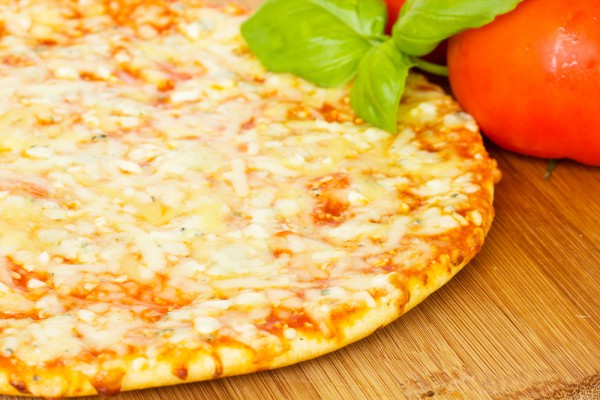 Рецепт 
                Пицца Четыре сыра
            