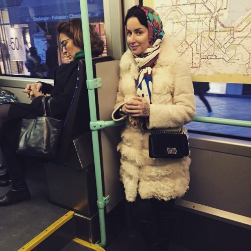 Тина Канделаки в метро