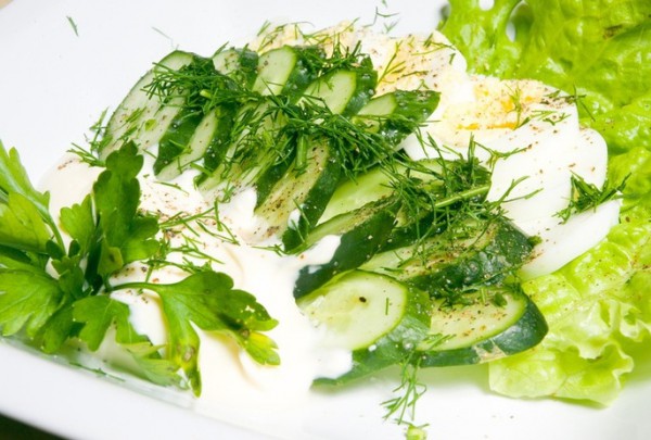Рецепт 
                Огуречно-яичный салат
            