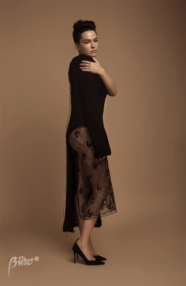 Даша Астафьева позировала в прозрачных нарядах украинского дизайнера