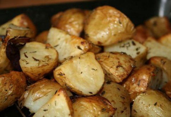 Рецепт 
                Запеченный картофель с чесноком
            