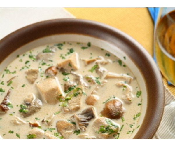 Рецепт 
                Суп гречневый с курицей и грибами
            