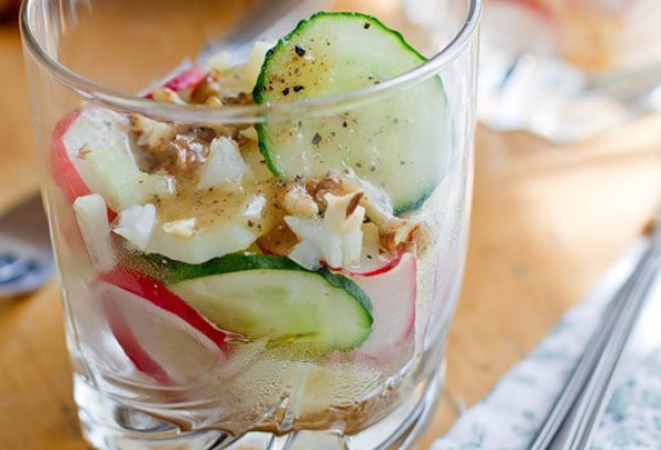 Рецепт 
                Картофельный салат с редисом
            
