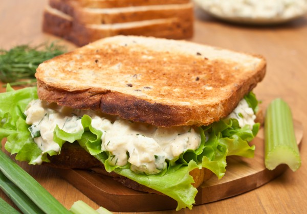Рецепт 
                Сэндвич с яичным салатом
            